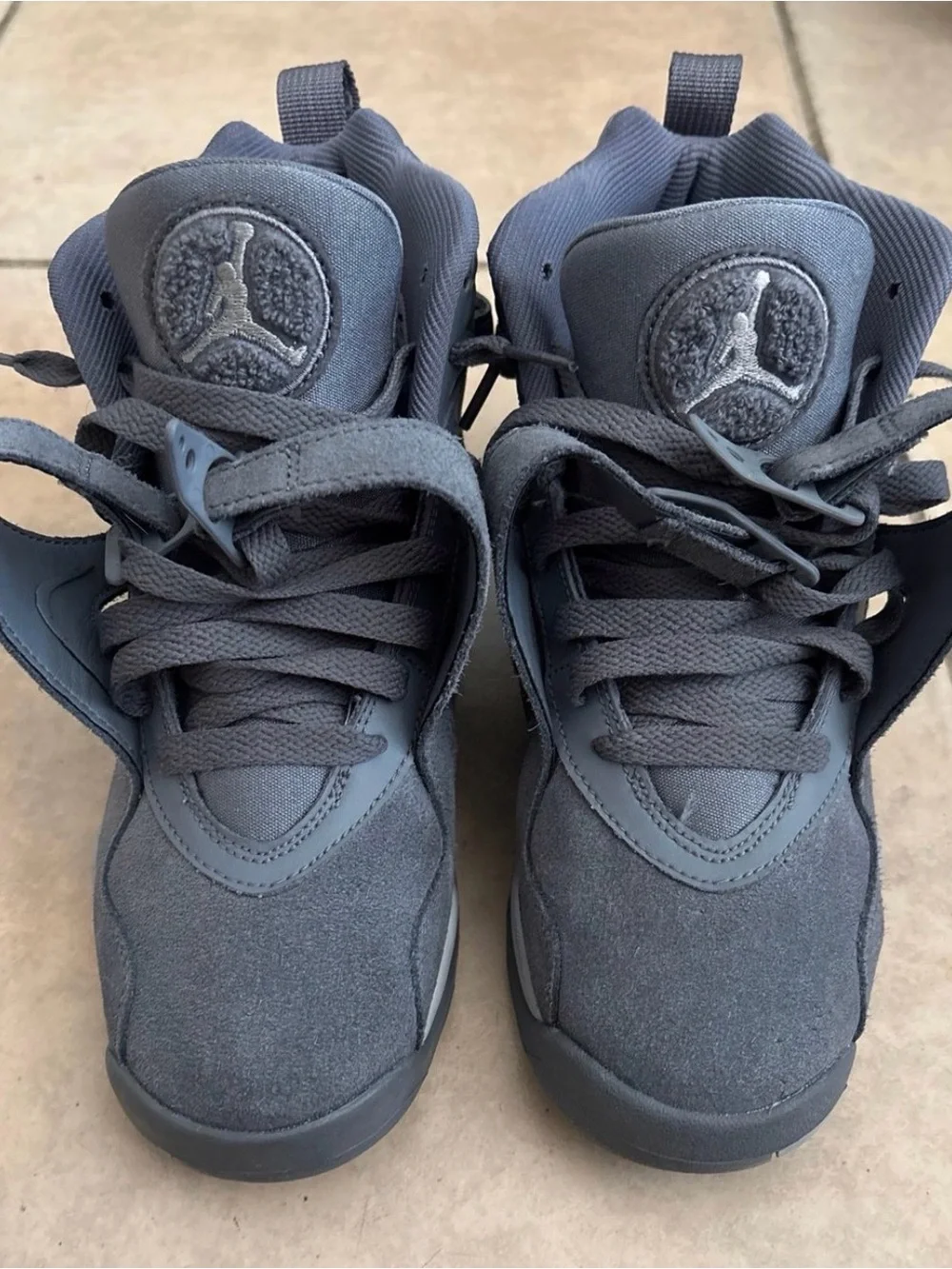 Nike Air Jordan 8 GS (Cool Grey) Size 5y